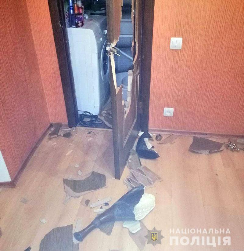 В Марьинке прогремел взрыв, двое погибших (ФОТО)