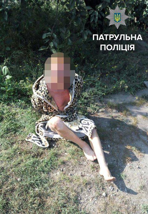 В Мариуполе местный житель бросался с топором на патрульных