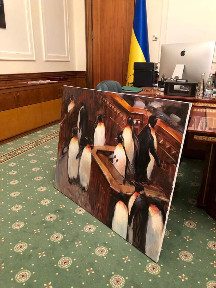 В Офисе президента Зеленского повесили картину с шаурмой (фото)