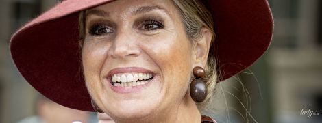 В платье Chanel и с цепью на шее: Кристен Стюарт на кинофестивале в Цюрихе