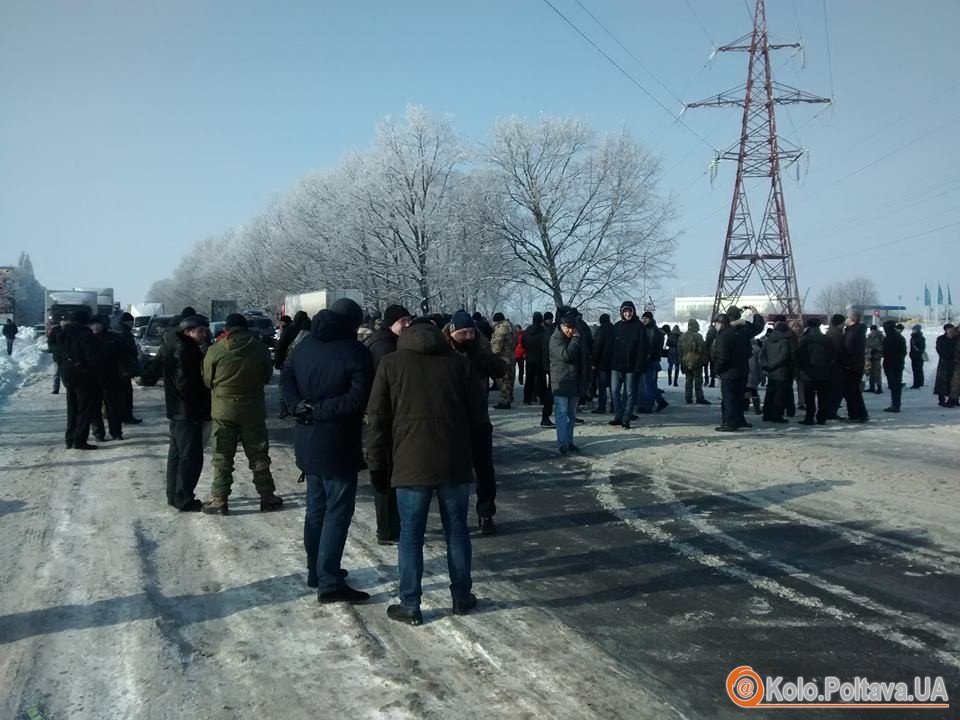 В Полтавской обл. бойцы АТО блокировали трассу Киев – Харьков