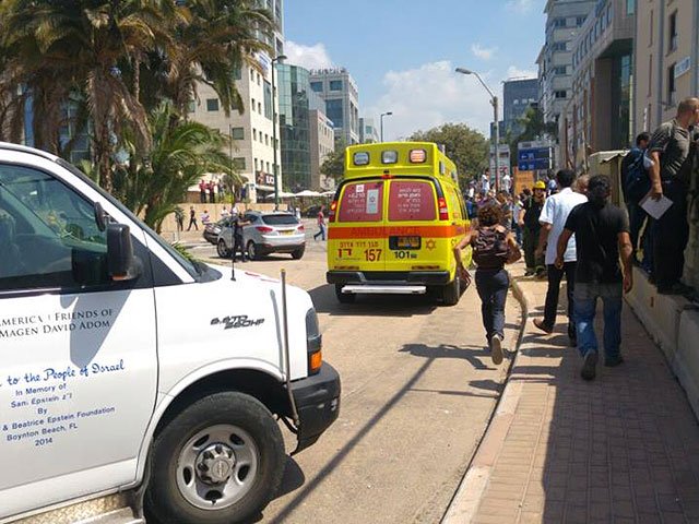 В Тель-Авиве из-под завалов обрушившейся стройки извлекли тела двоих погибших