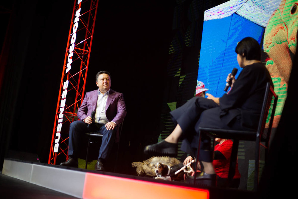 Вывести из зоны комфорта: О чем говорили спикеры первого дня Business Wisdom Summit