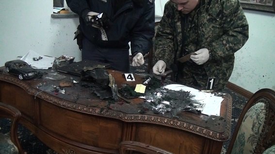 Взрыв букета в киевском офисе расследуют как умышленное убийство
