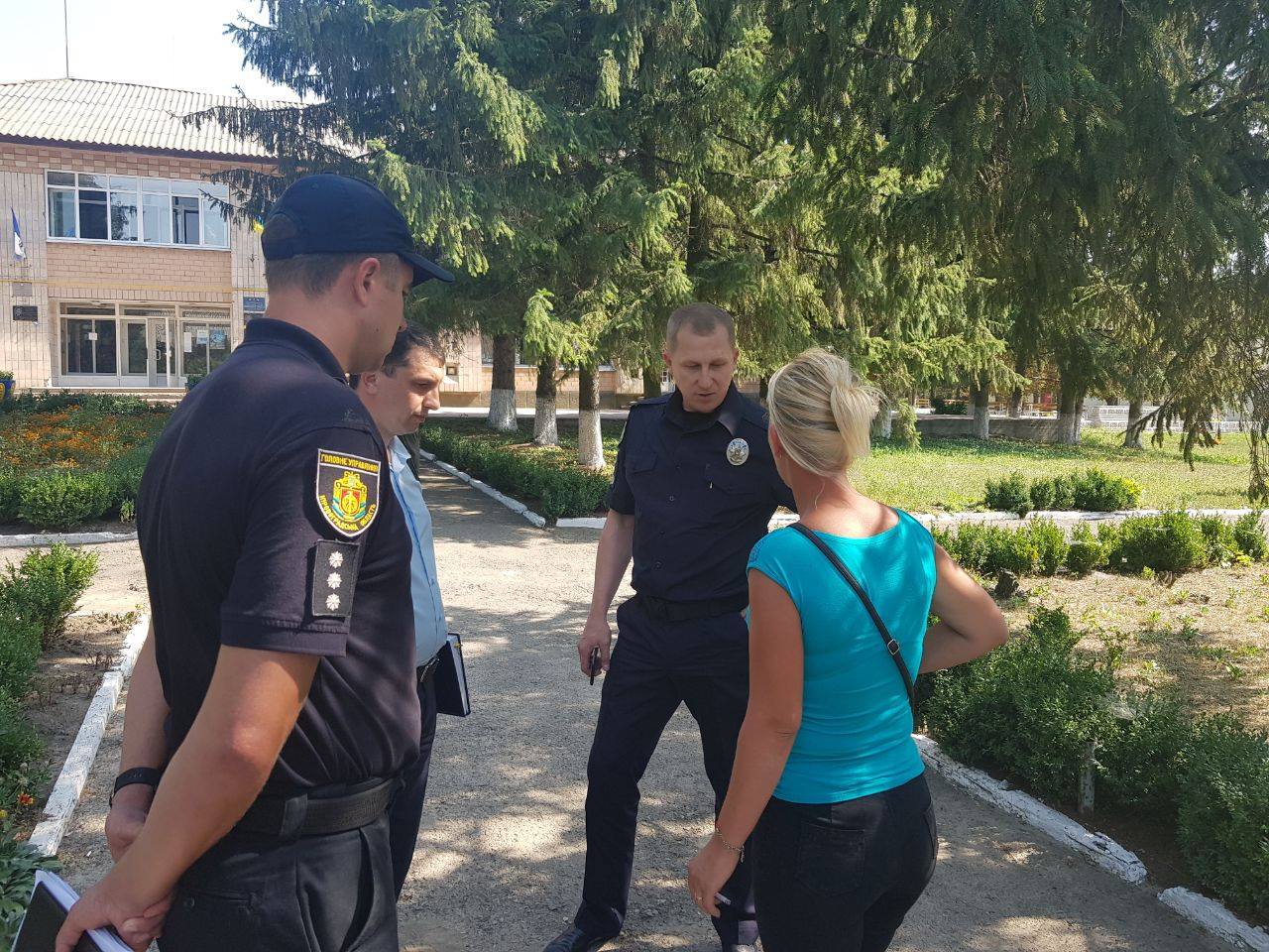 Я истекаю кровью, позвони родителям: В Кировоградской обл. исчезла 17-летняя девушка