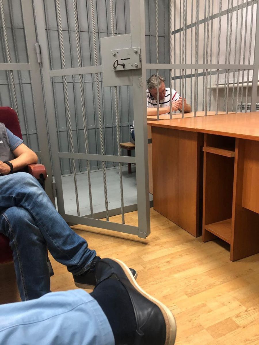 Задержание Грымчака: помощника заместителя министра госпитализировали с высоким давлением (ФОТО, ВИДЕО)