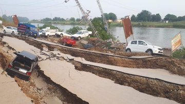 Землетрясение в Пакистане привело к гибели 19 человек (ФОТО, ВИДЕО)