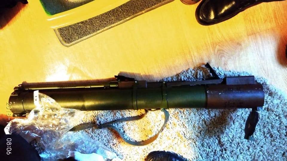 В Киеве задержали опасную банду, причастную к поджогам домов и обстрелу Киевгорстроя с РПГ