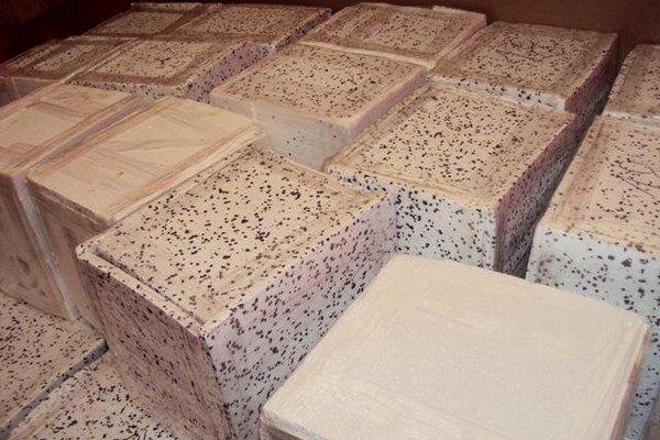 В России сожгли 640 кг импортированных из Белоруссии сверчков из-за отсутствия ветзаключения