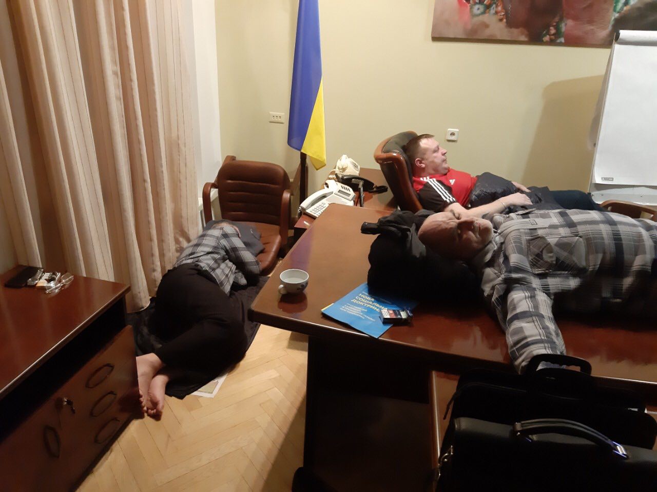 В здании Верховной Рады шахтеры требуют пересмотра размера индексации регрессных выплат