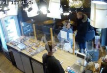 В одесское кафе пришли с проверками из-за отказа обслужить подругу депутата