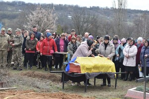 В Одесской области простились со старшим сержантом, погибшим в Донецкой области