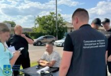 В Одессе мужчина торговал водительскими удостоверениями: требовал 1 750 долларов