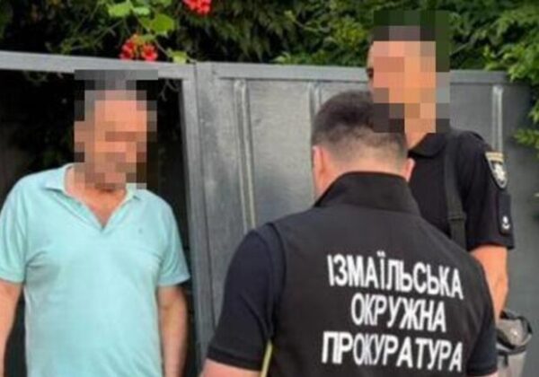 Добывали песок из Дуная: в Одесской области разоблачили предпринимателей и мэра Добывали песок из Дуная: в Одесской области разоблачили предпринимателей и мэра